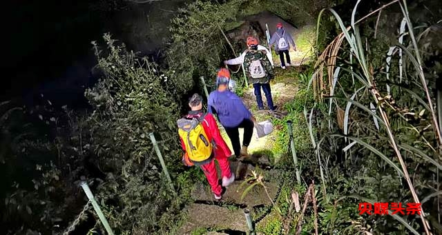 贵州神秘探险：银河洞飞拉达之旅，揭秘地心奇遇