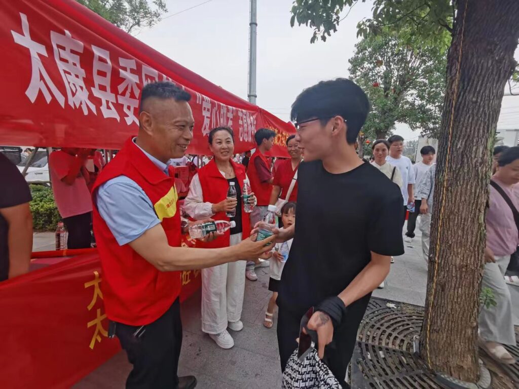 河南太康:齐心协力为高考保驾护航