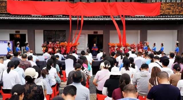 丹寨苗族文化博览馆盛大启幕:云上丹寨再添千年苗文化新地标