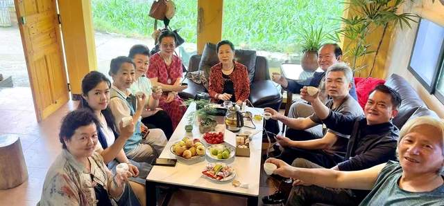 茶香伴读抗战史:杜宁美术馆打造沉浸式红色文化体验