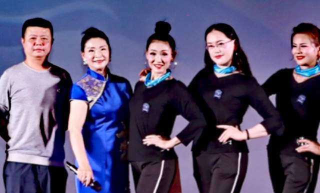从音乐学院到世界舞台:李艳琴的音乐追梦记