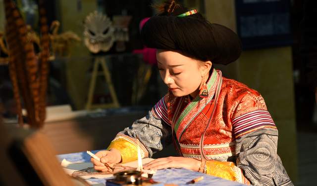 针线绘新卷 匠心润乡土——省人大代表熊兆美的非遗传承与富民之路